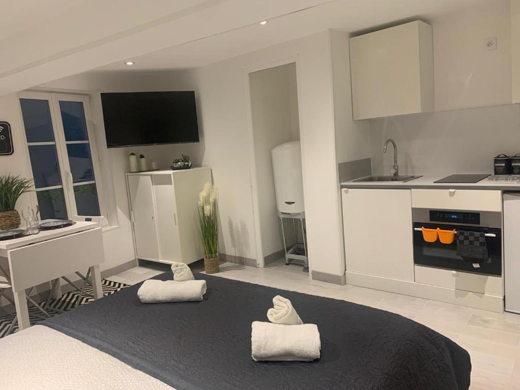 O'Coeur Du Bouchon 1 Apartment Троа Екстериор снимка
